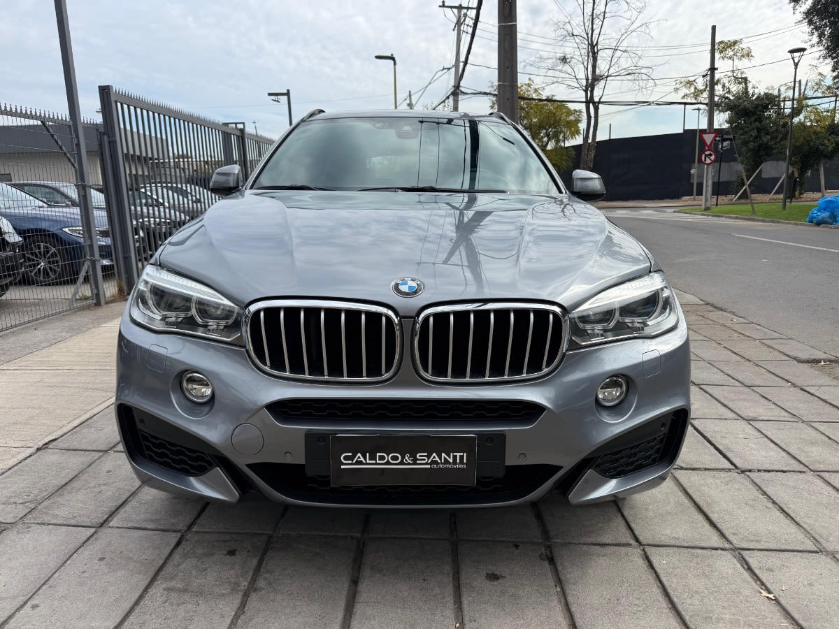 2016 BMW X6 XDRIVE50I Gris - Miniatura 2