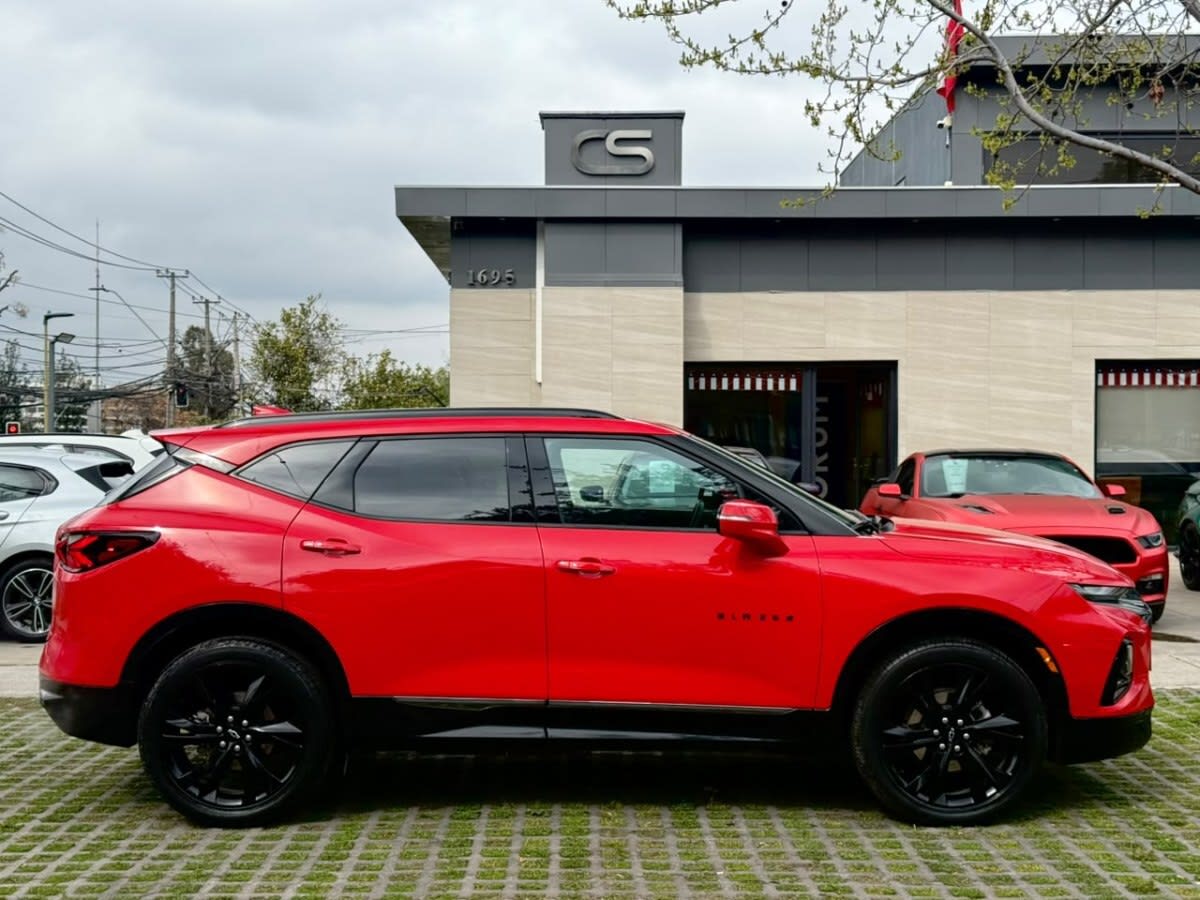 2023 Chevrolet BLAZER RS Rojo - Miniatura 6
