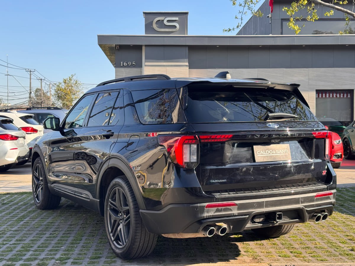 2026 Ford EXPLORER ST Negro - Miniatura 7