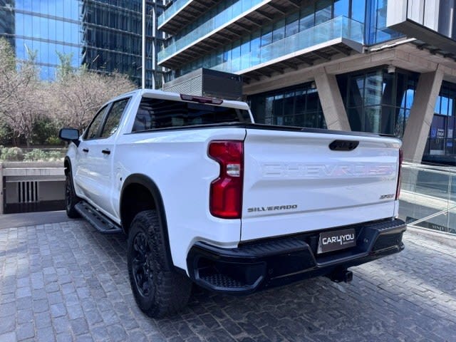 2023 Chevrolet SILVERADO ZR2 Blanco - Miniatura 6