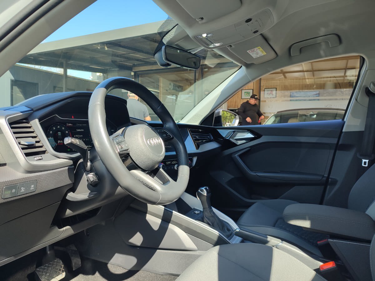 2022 Audi A1 35 - Miniatura 10