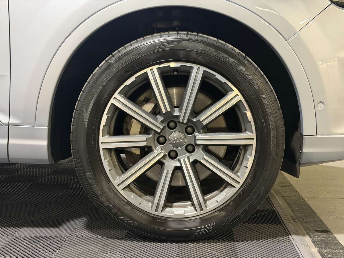 2020 Audi Q7 3.0 Gris - Miniatura 8