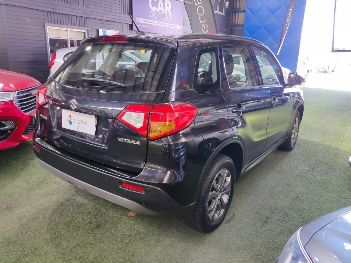 2018 Suzuki Vitara 1.6 Negro - Miniatura 4