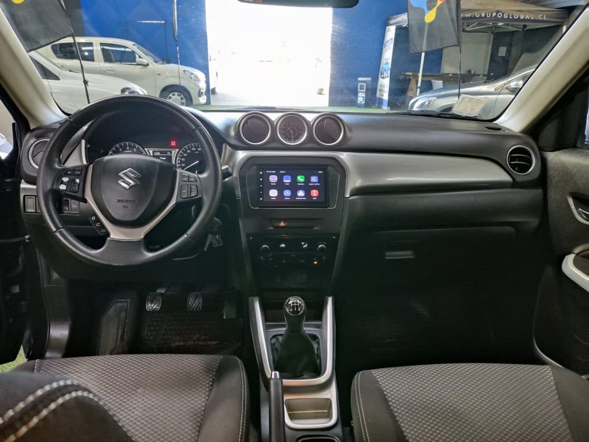 2018 Suzuki Vitara 1.6 Negro - Miniatura 9