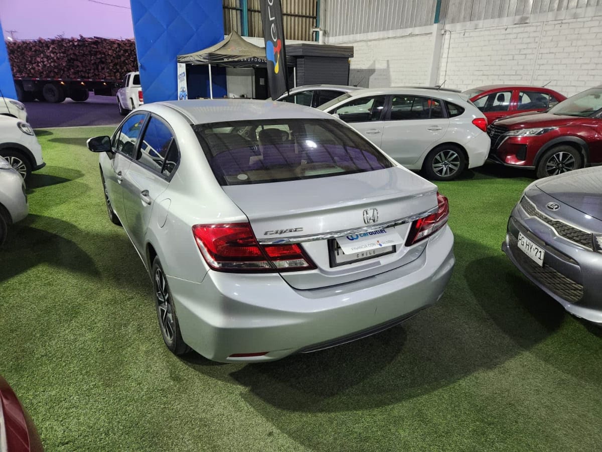 2016 Honda Civic 1.8 Plateado - Miniatura 2