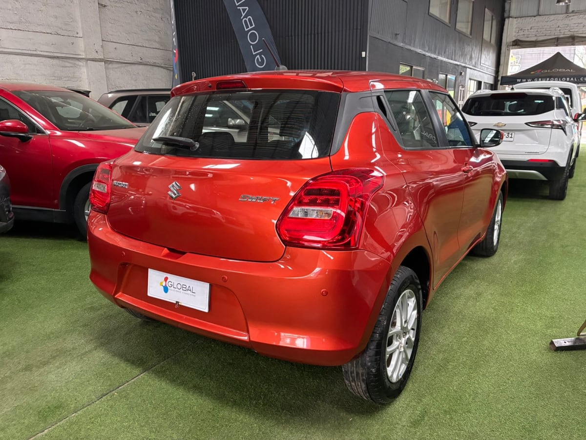 2021 Suzuki Swift Gl Sport Naranja - Miniatura 4