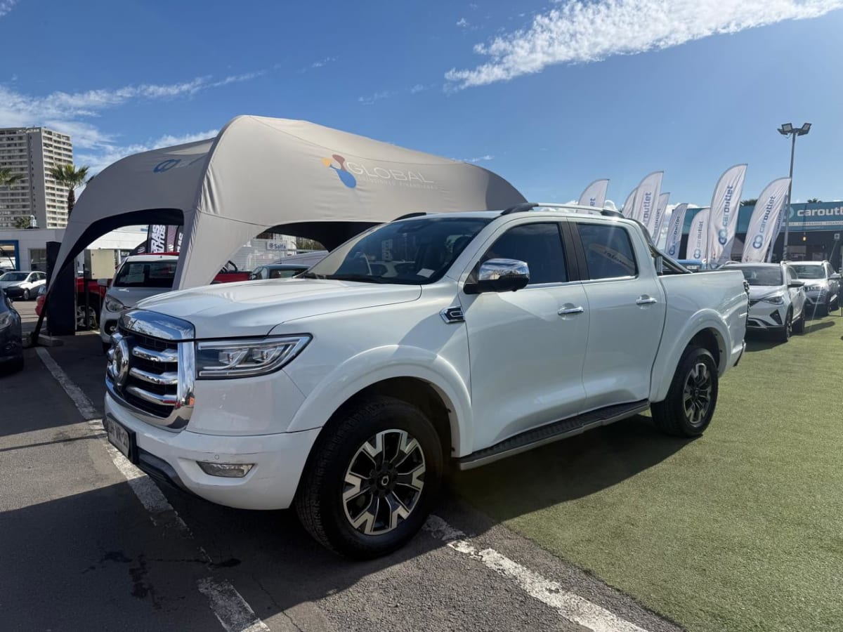 2023 Great Wall Poer 4x4 Blanco - Imagen 1