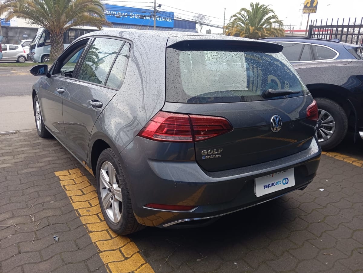 2020 Volkswagen Golf 1.6 Gris - Miniatura 2