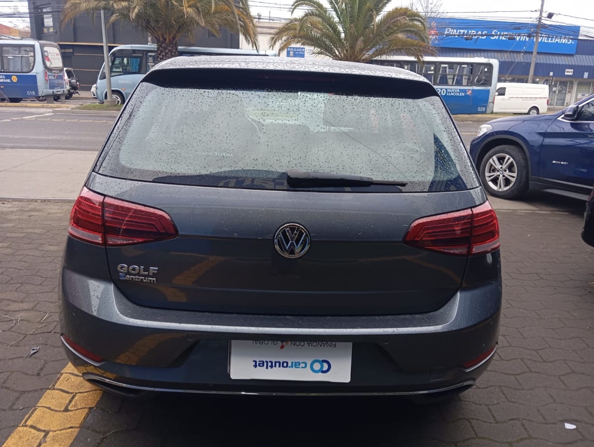 2020 Volkswagen Golf 1.6 Gris - Miniatura 3