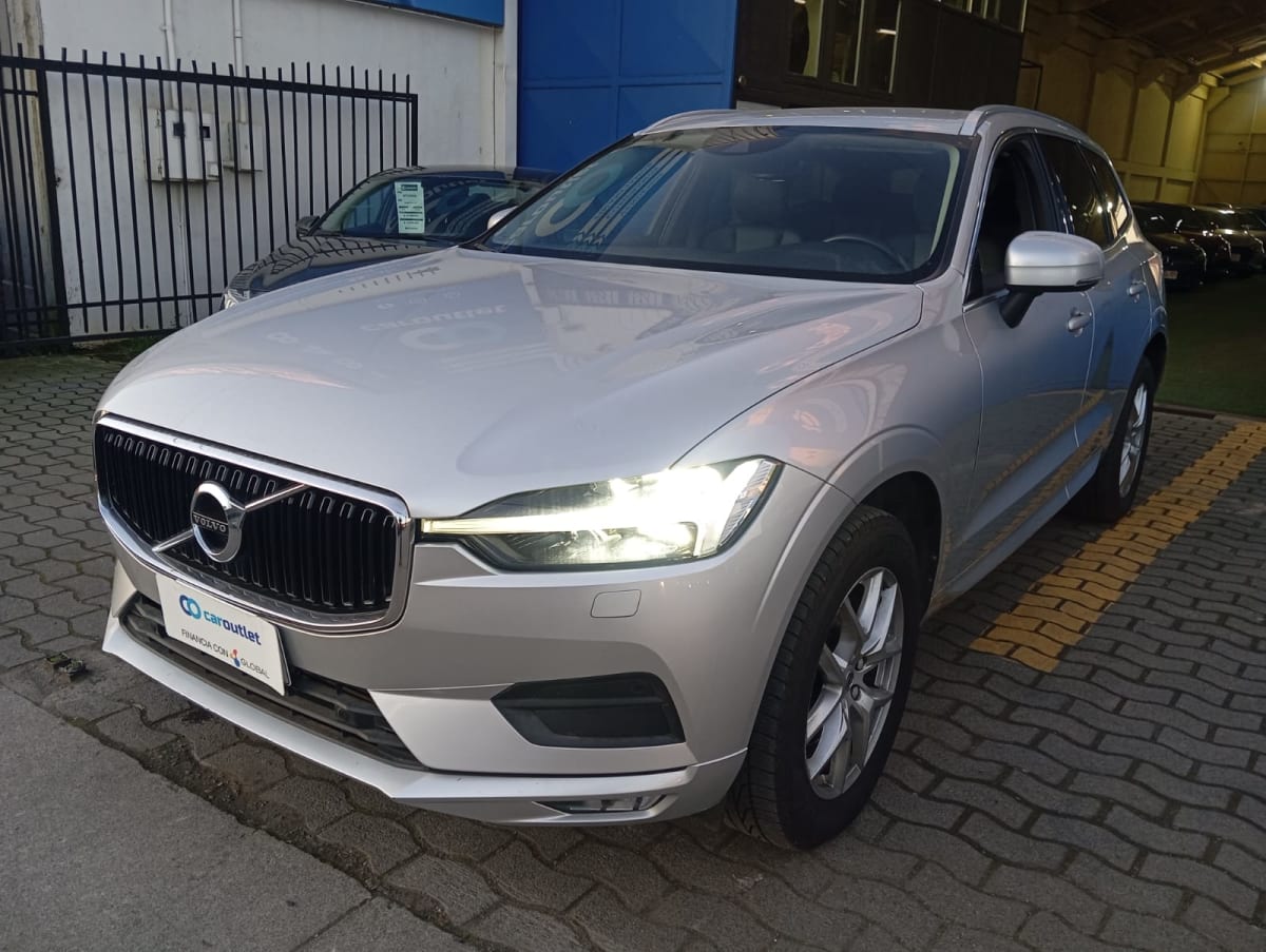 2021 Volvo Xc60 T5 Momentum Plata - Imagen 1