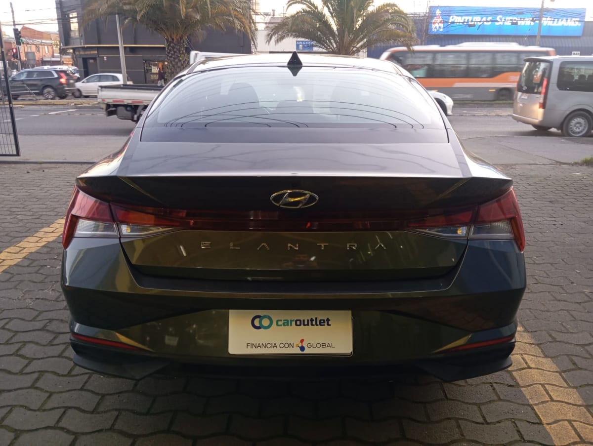 2023 Hyundai Elantra Cn7 1.6 Gris - Miniatura 3