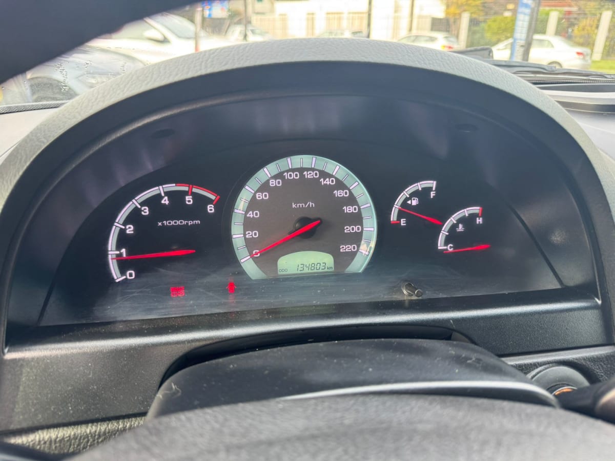 2016 SsangYong Rexton 2.0 Gris - Miniatura 9