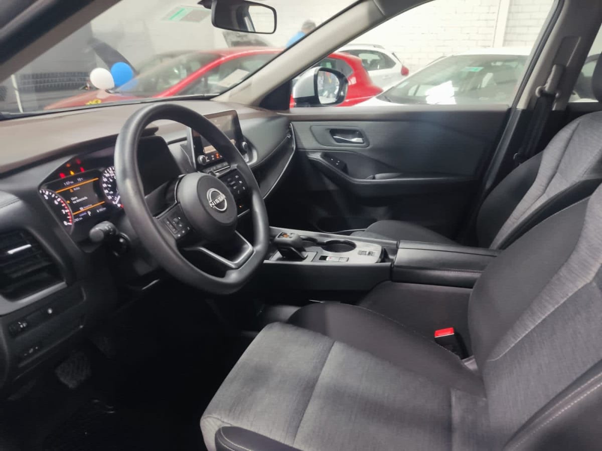 2025 Nissan X-Trail X Trail 4x2 Plata - Miniatura 7
