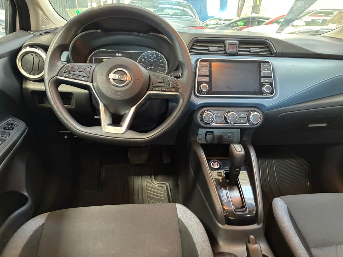 2024 Nissan Versa Advance CVT Blanco - Miniatura 7
