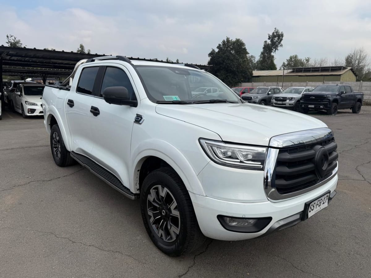 2023 Great Wall Poer 4x4 Blanco - Miniatura 7