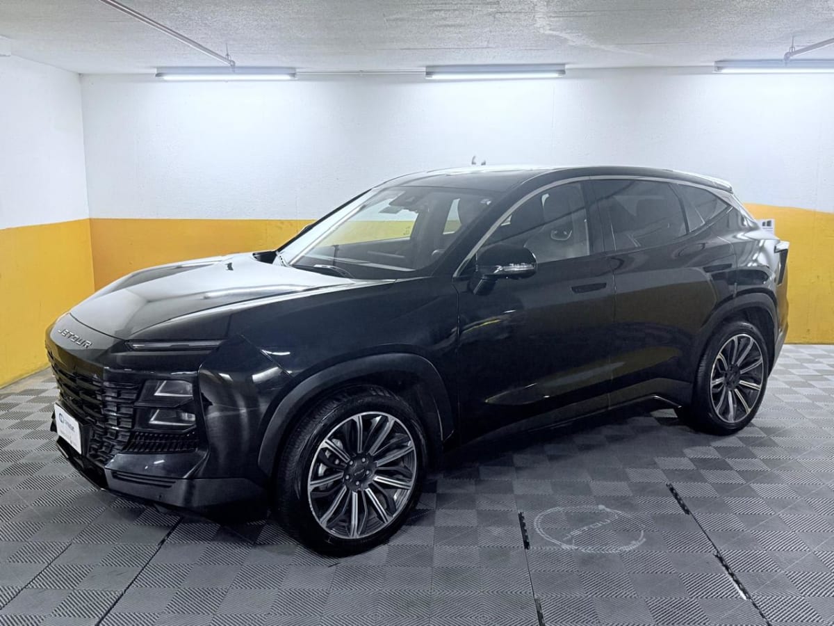 2024 Jetour Dashing 1.6 Negro - Imagen 1