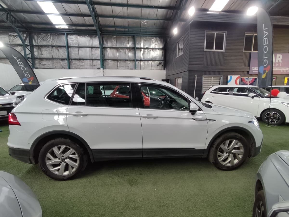 2024 Volkswagen Tiguan Tsi 1.4 Blanco - Miniatura 6