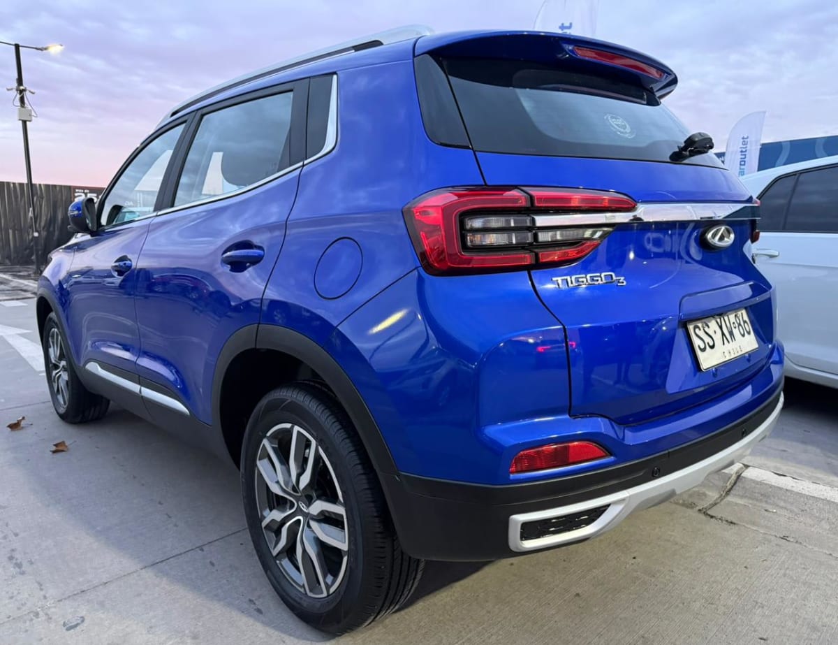 2023 Chery Tiggo 3 1.5 Azul - Miniatura 3