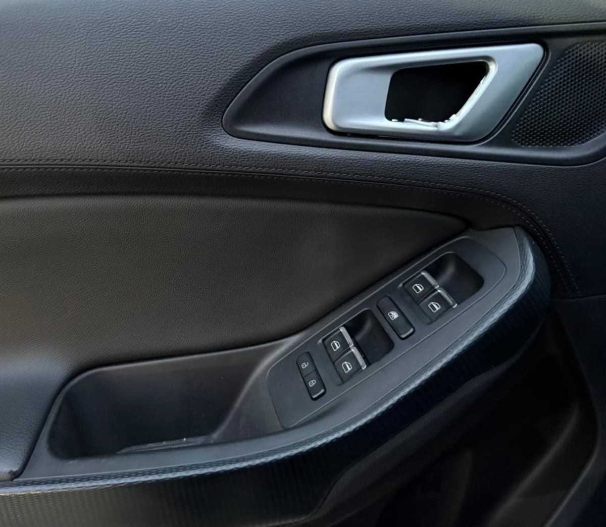 2023 Chery Tiggo 3 1.5 Azul - Miniatura 9