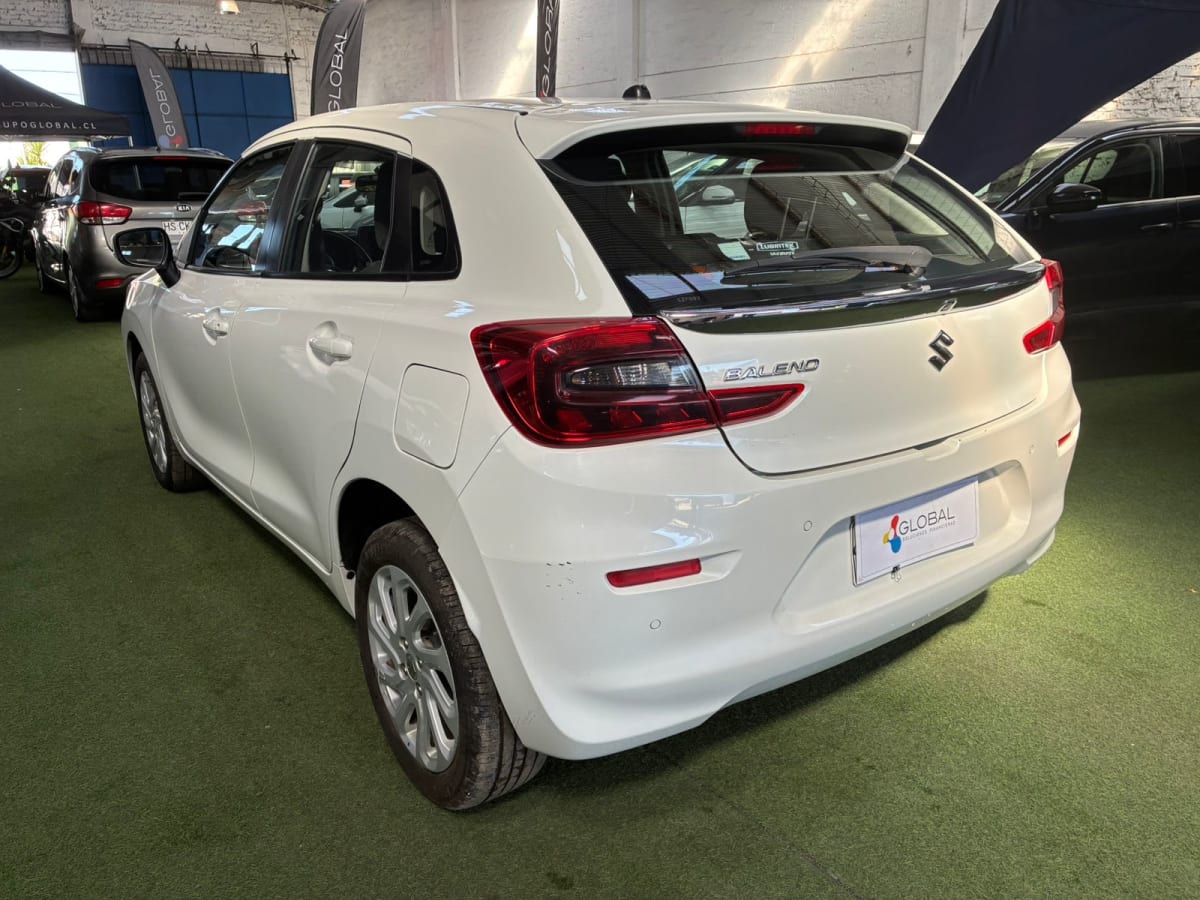 2024 Suzuki NEW BALENO GLS Blanco - Miniatura 2