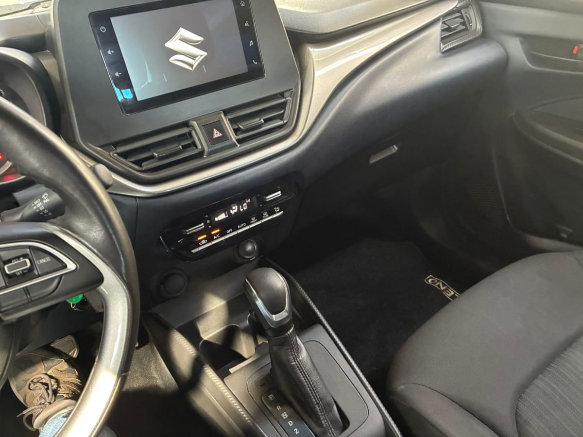 2024 Suzuki NEW BALENO GLS Blanco - Miniatura 9