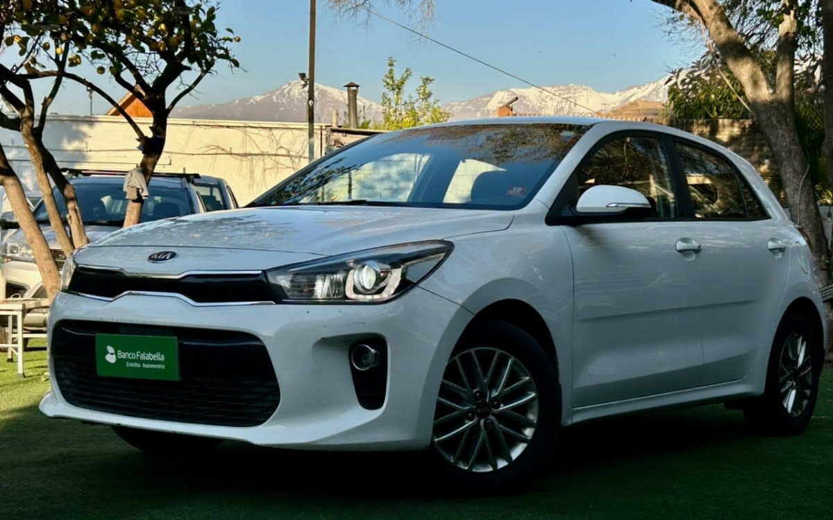 2018 Kia RÍO 5 EX Blanco - Miniatura 6