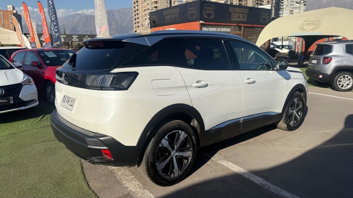 2022 Peugeot 3008 THP 165hp Blanco - Miniatura 5