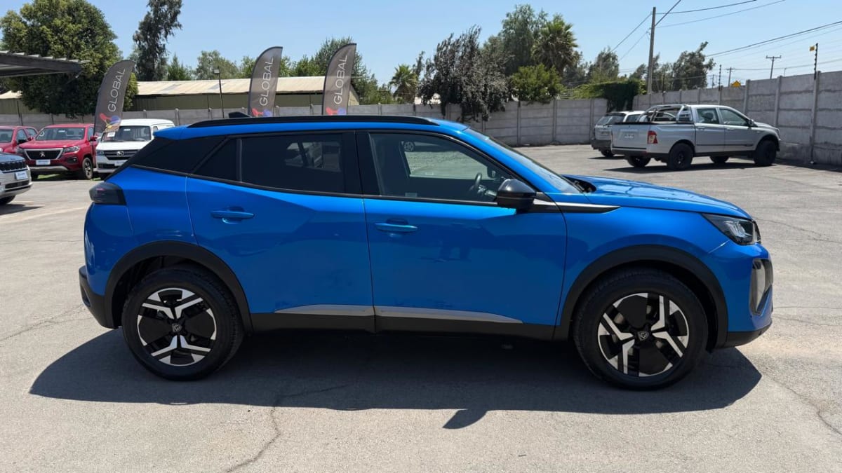 2024 Peugeot 2008 Blue HDI Azul - Miniatura 6