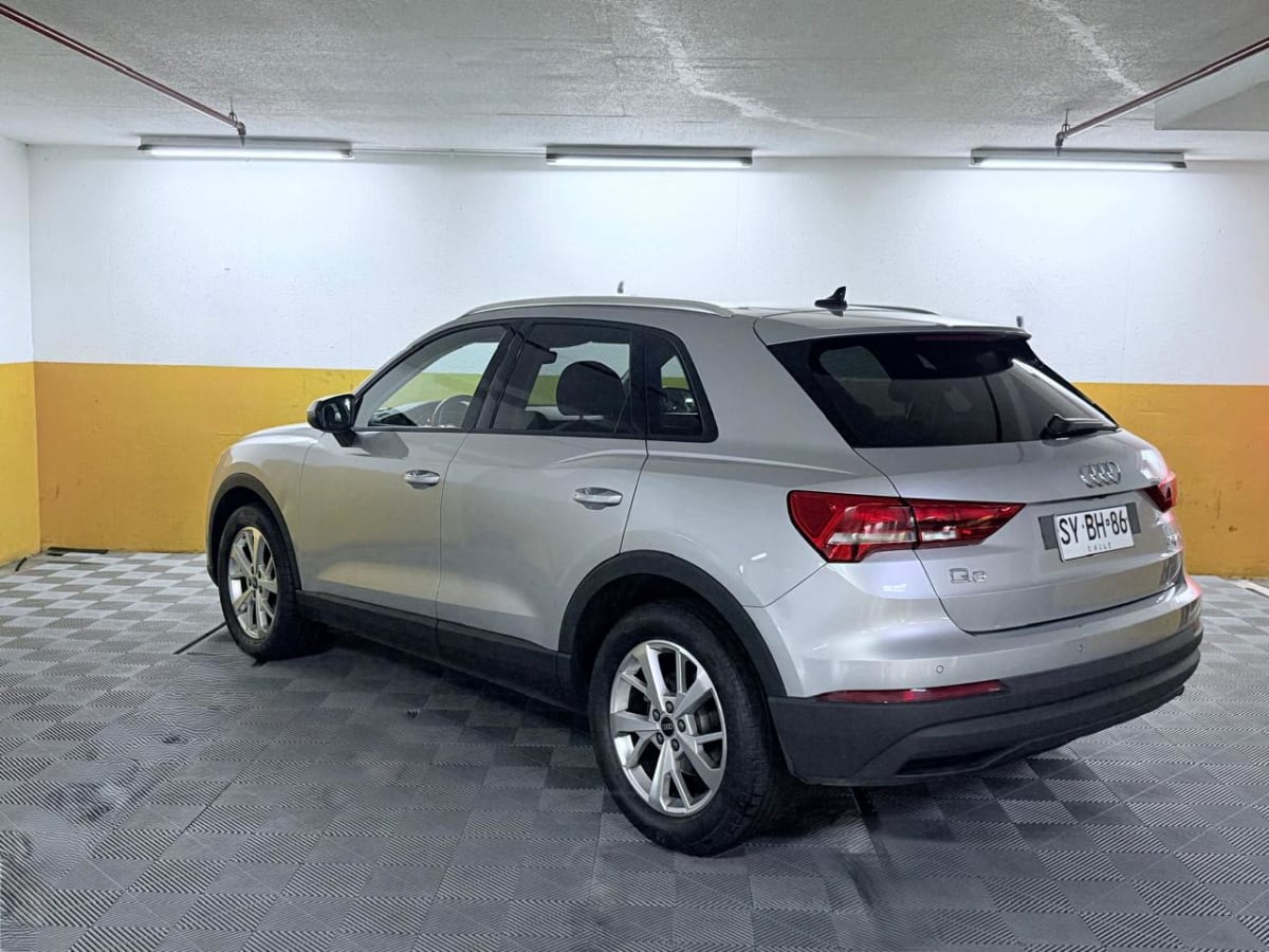 2024 Audi Q3 35 Tfsi Plata - Miniatura 3