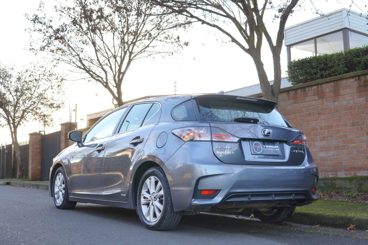 2015 Lexus CT200H Híbrido - Miniatura 6