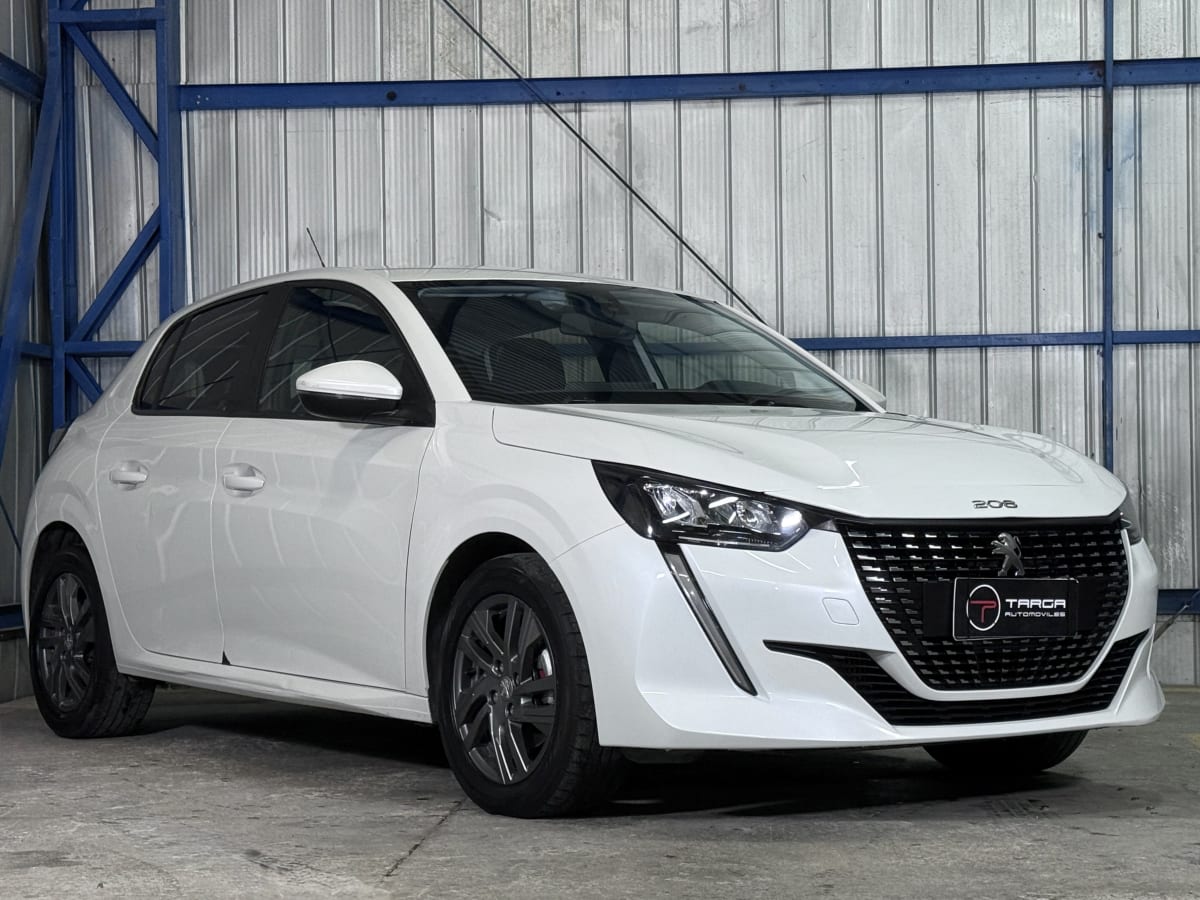 2022 Peugeot 208 Diésel - Miniatura 2