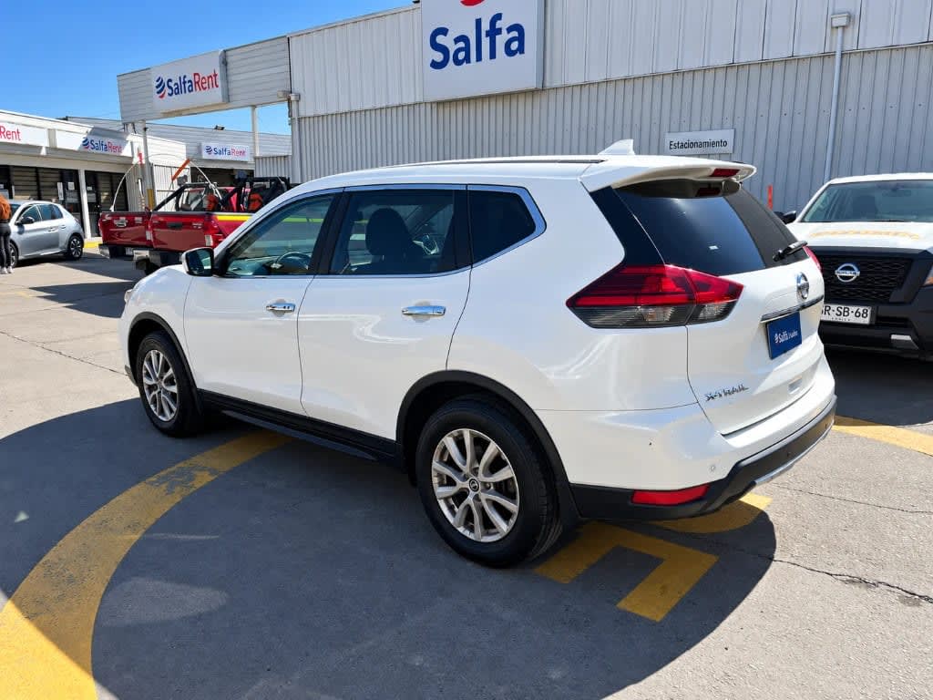 2020 Nissan X-Trail 2.5 Blanco - Miniatura 5