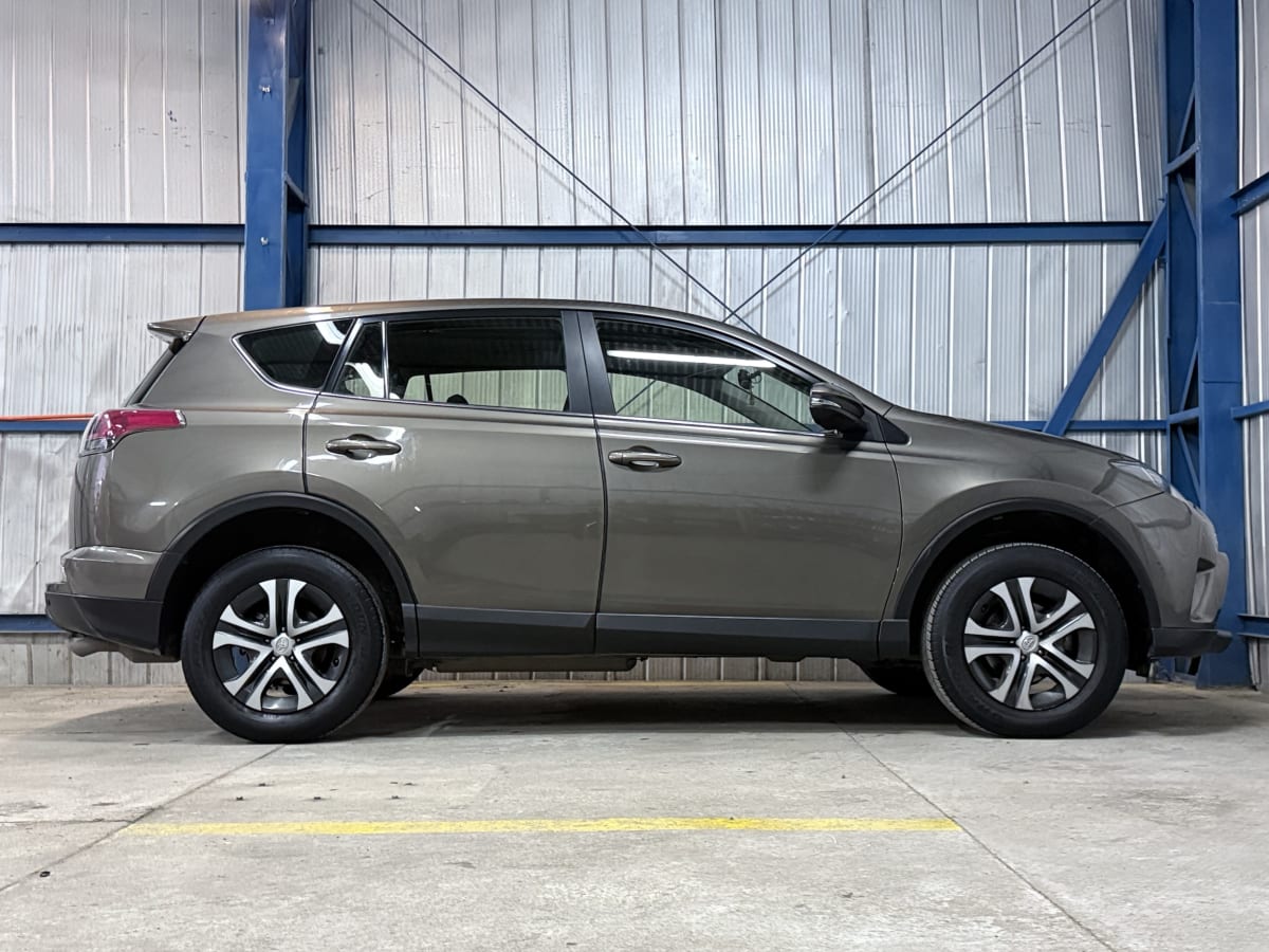 2018 Toyota RAV4 2.0 - Miniatura 2