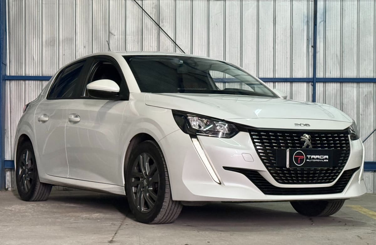 2021 Peugeot 208 1.2T - Imagen 1