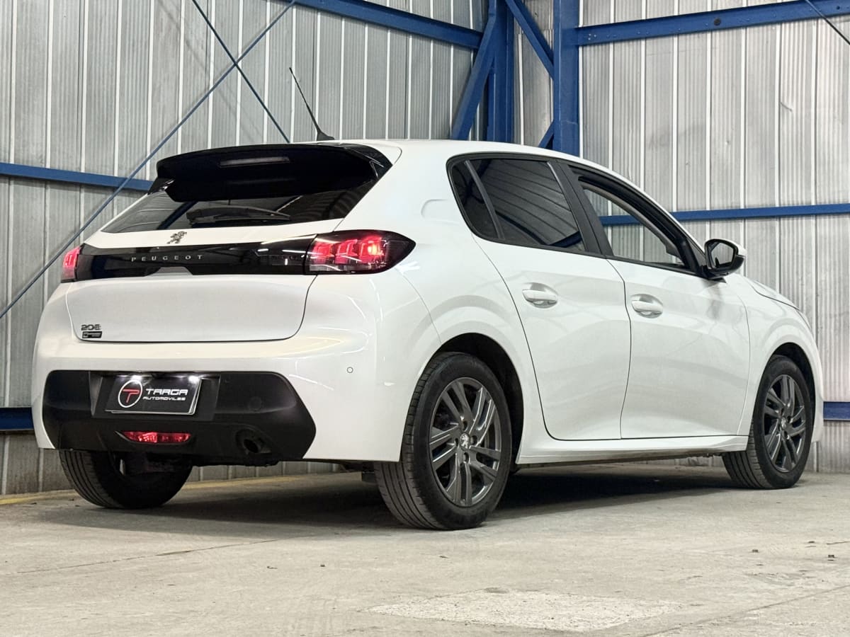2021 Peugeot 208 1.2T - Miniatura 4