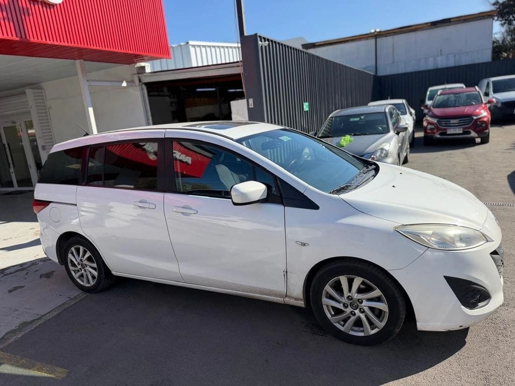 2016 Mazda 5 - Miniatura 10