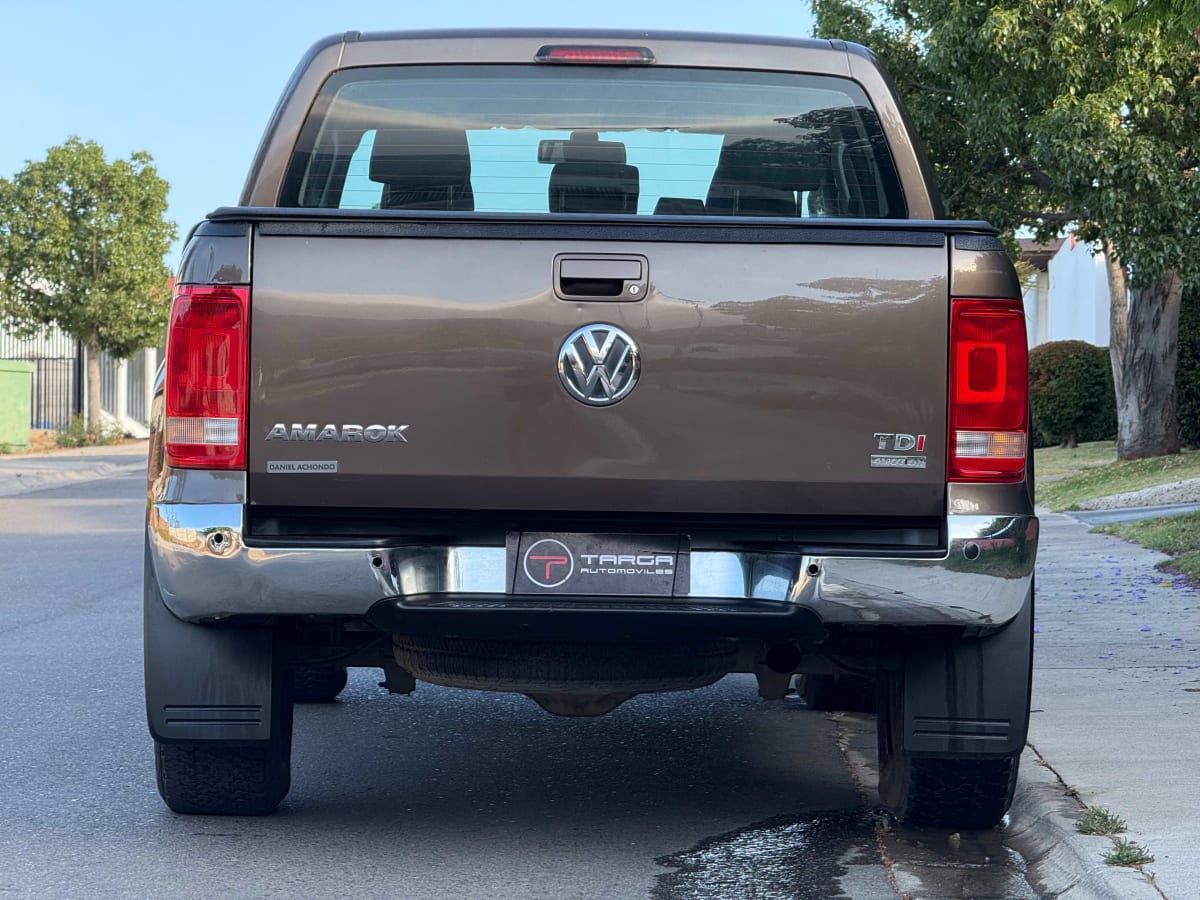 2015 Volkswagen Amarok Diésel - Miniatura 2