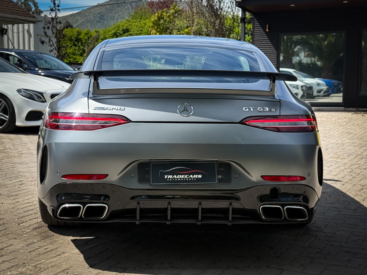 2022 Mercedes-Benz Gt 63 S Amg Gris - Miniatura 4