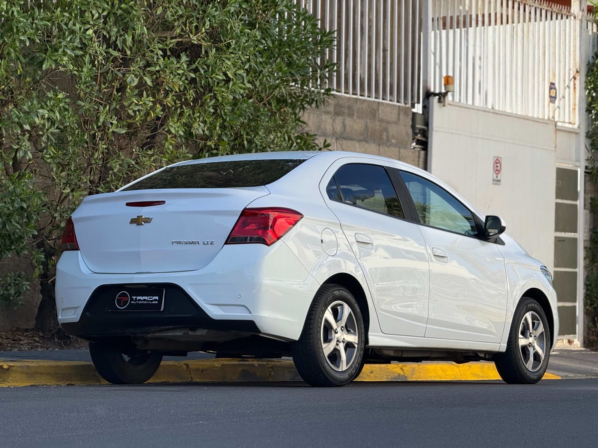 2017 Chevrolet Prisma Ltz - Miniatura 2