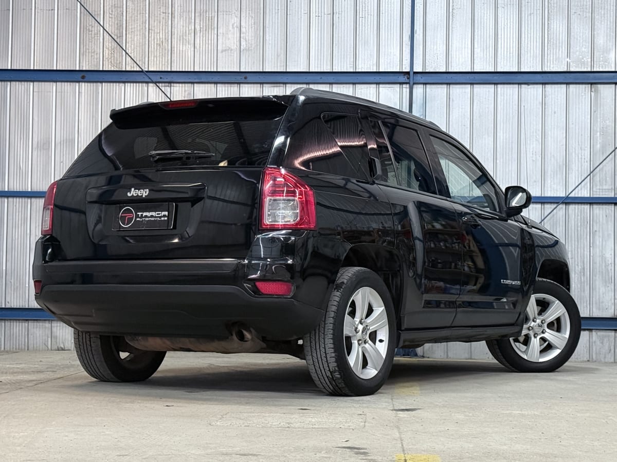 2012 Jeep Compass Sport - Miniatura 3
