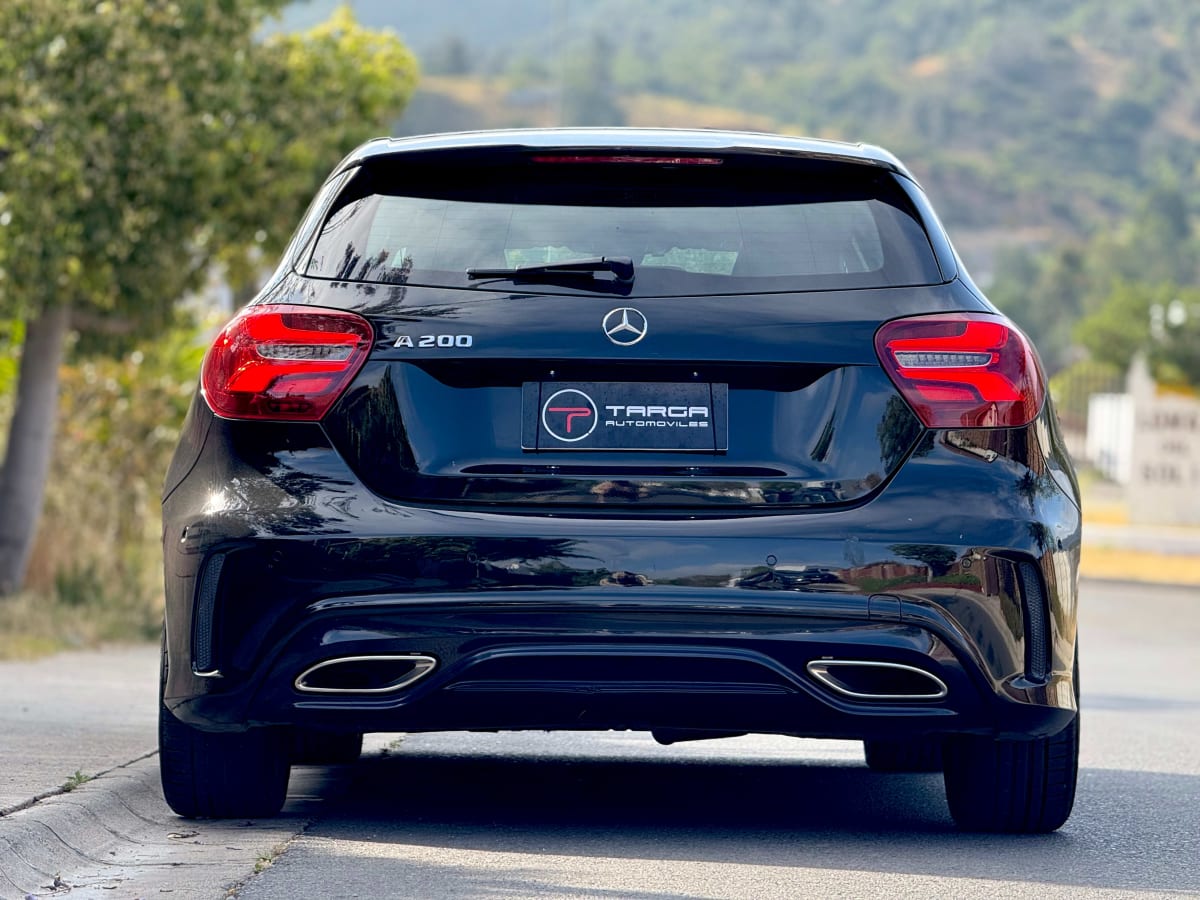2017 Mercedes-Benz A200 1.6T - Miniatura 4