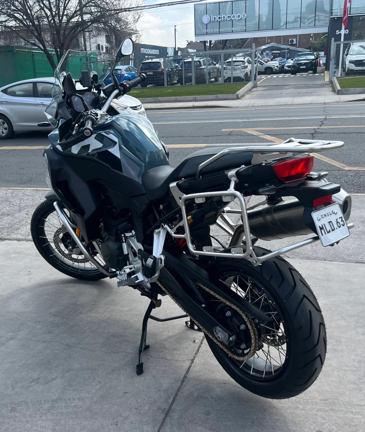 2026 BMW F 900 Gris - Miniatura 5
