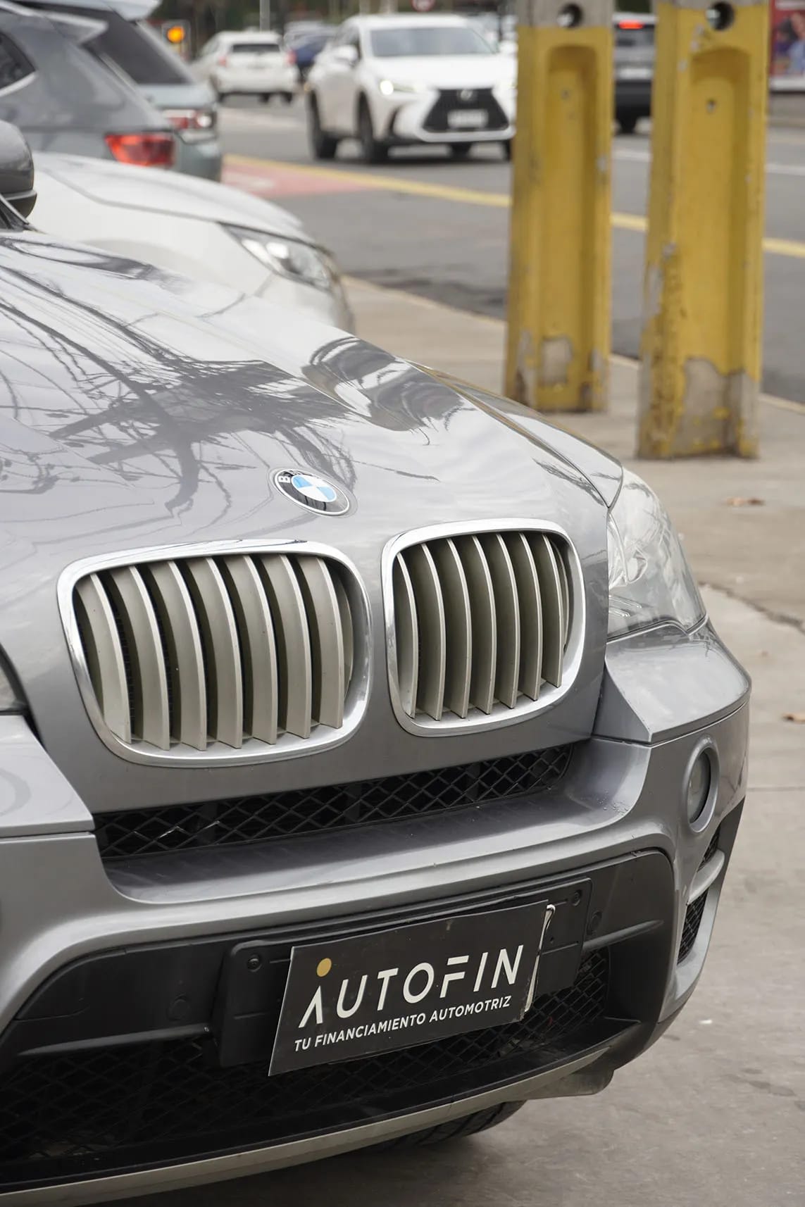 2012 BMW X5 4 Negro - Miniatura 2