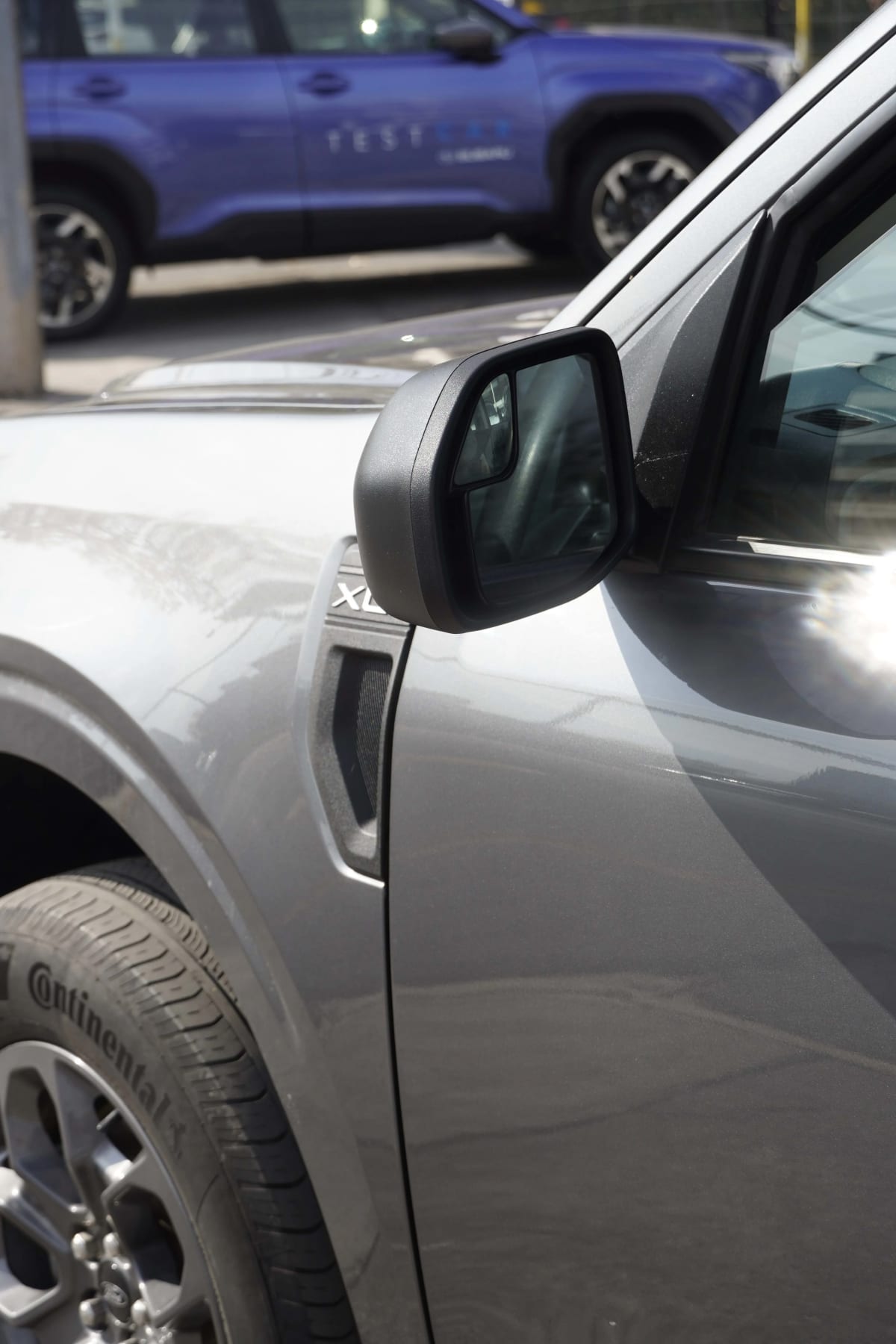 2024 Ford MAVERICK 2 Gris - Miniatura 6