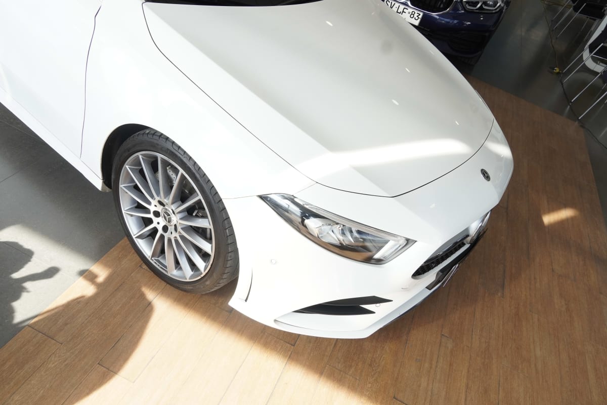 2020 Mercedes-Benz A 250 Blanco - Miniatura 5