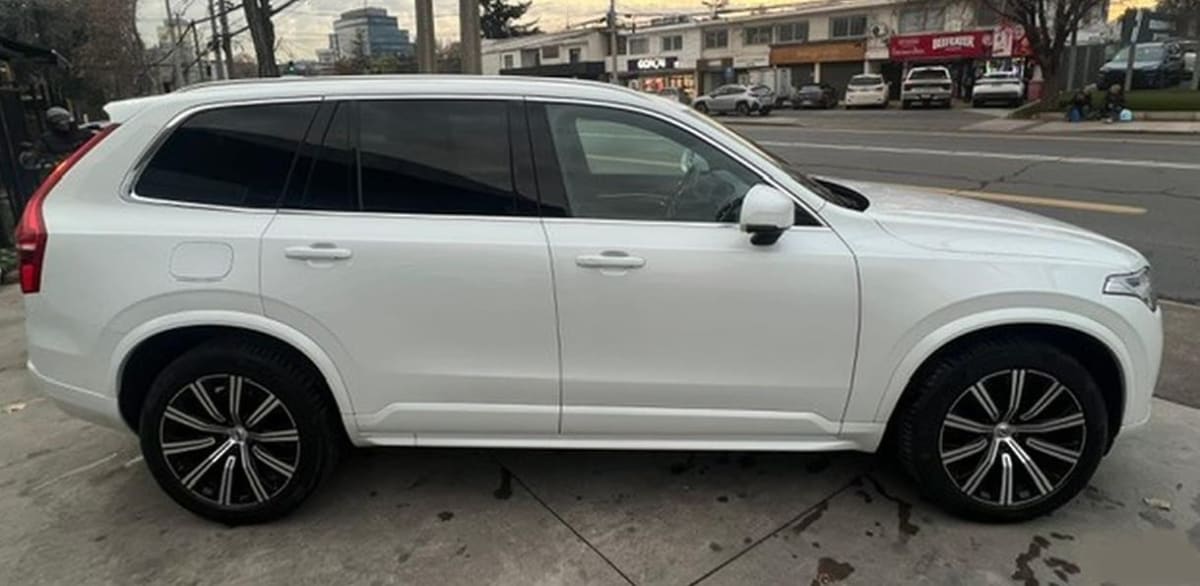 2023 Volvo XC90 2 Café - Miniatura 4