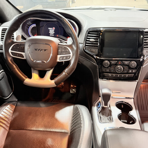 2020 Jeep Grand Cherokee SRT Blanco - Miniatura 9