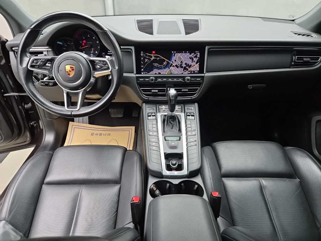2019 Porsche Macan Gasoline - Miniatura 7