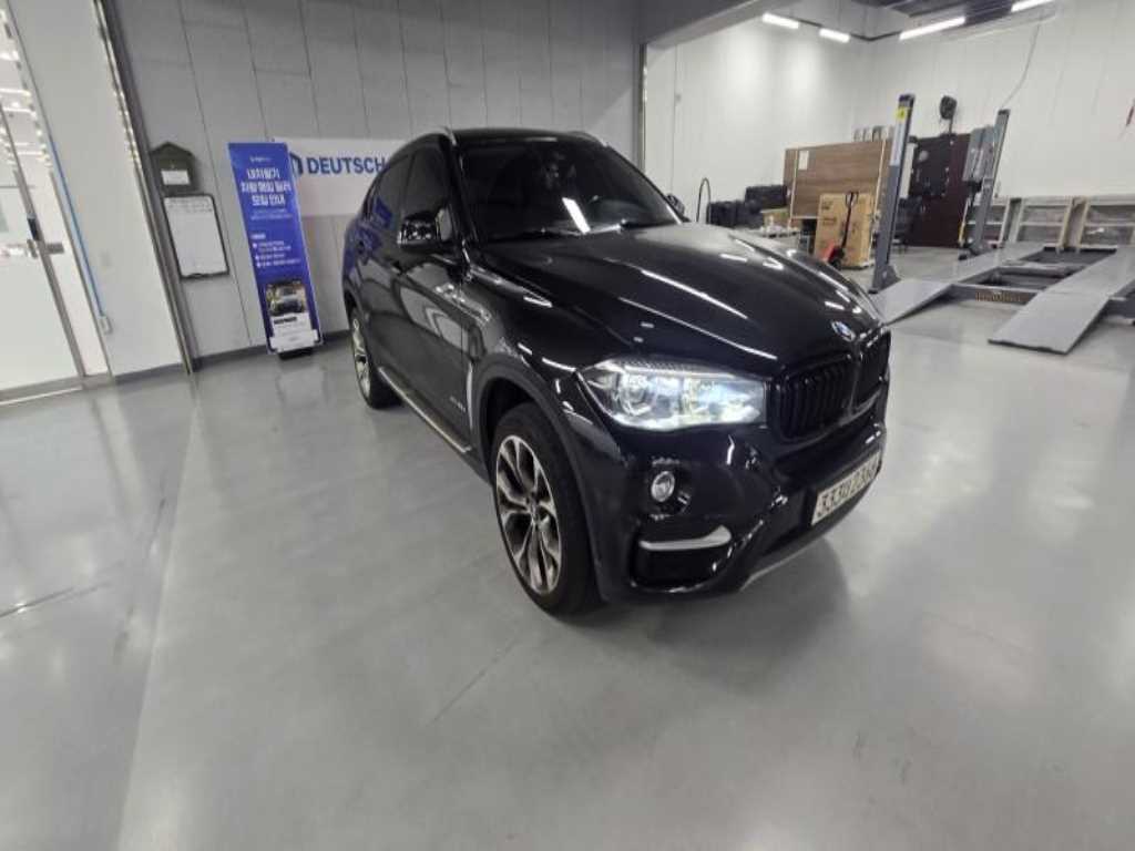 2019 BMW X6 Ref 418160 Diesel - Miniatura 3