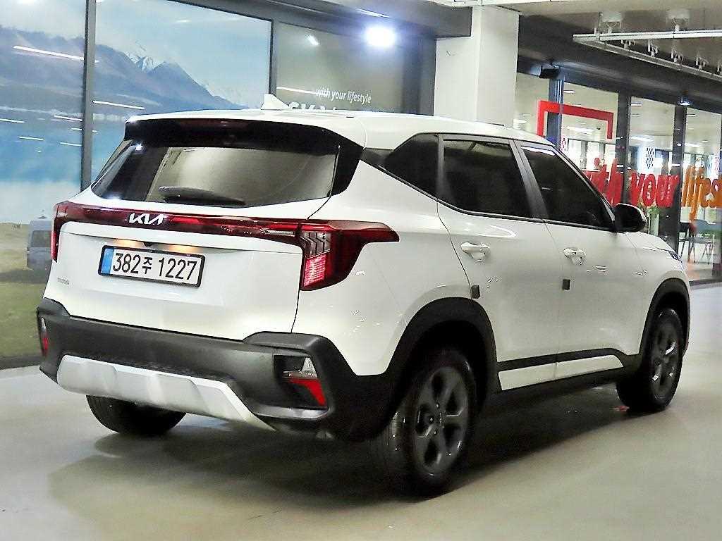 2026 Kia Seltos Gasoline - Miniatura 4